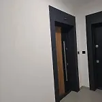 Sweet Spot, Large Flat With Free Parking, Between Sarajevo And Bosnian Pyramids In Visoko, Fits 6 *
