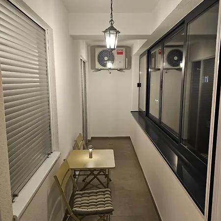 Sweet Spot, Large Flat With Free Parking, Between Sarajevo And Bosnian Pyramids In Visoko, Fits 6 Apartman Ilijas